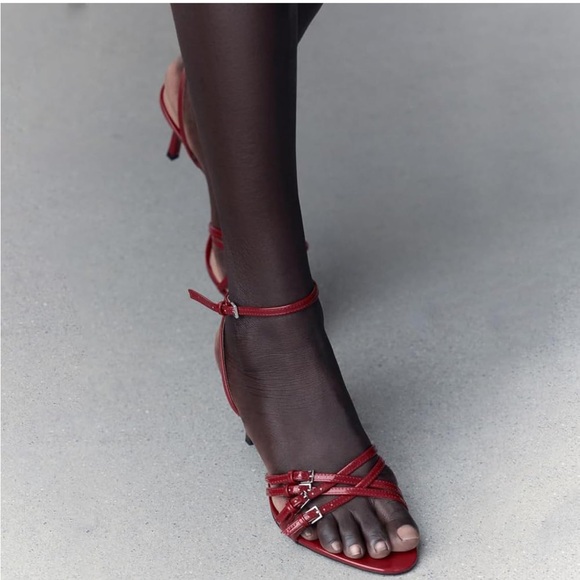 ZARA HIGH HEELED STRAP SANDALS - Picture 5 of 7